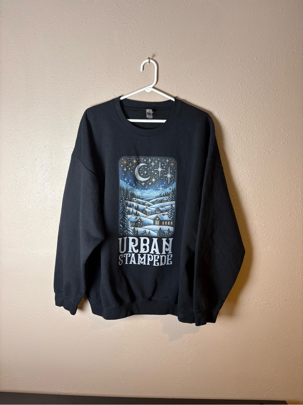 Urban Stampede Coffeehouse Vintage Black Winter Graphic Crewneck Sweatshirt
